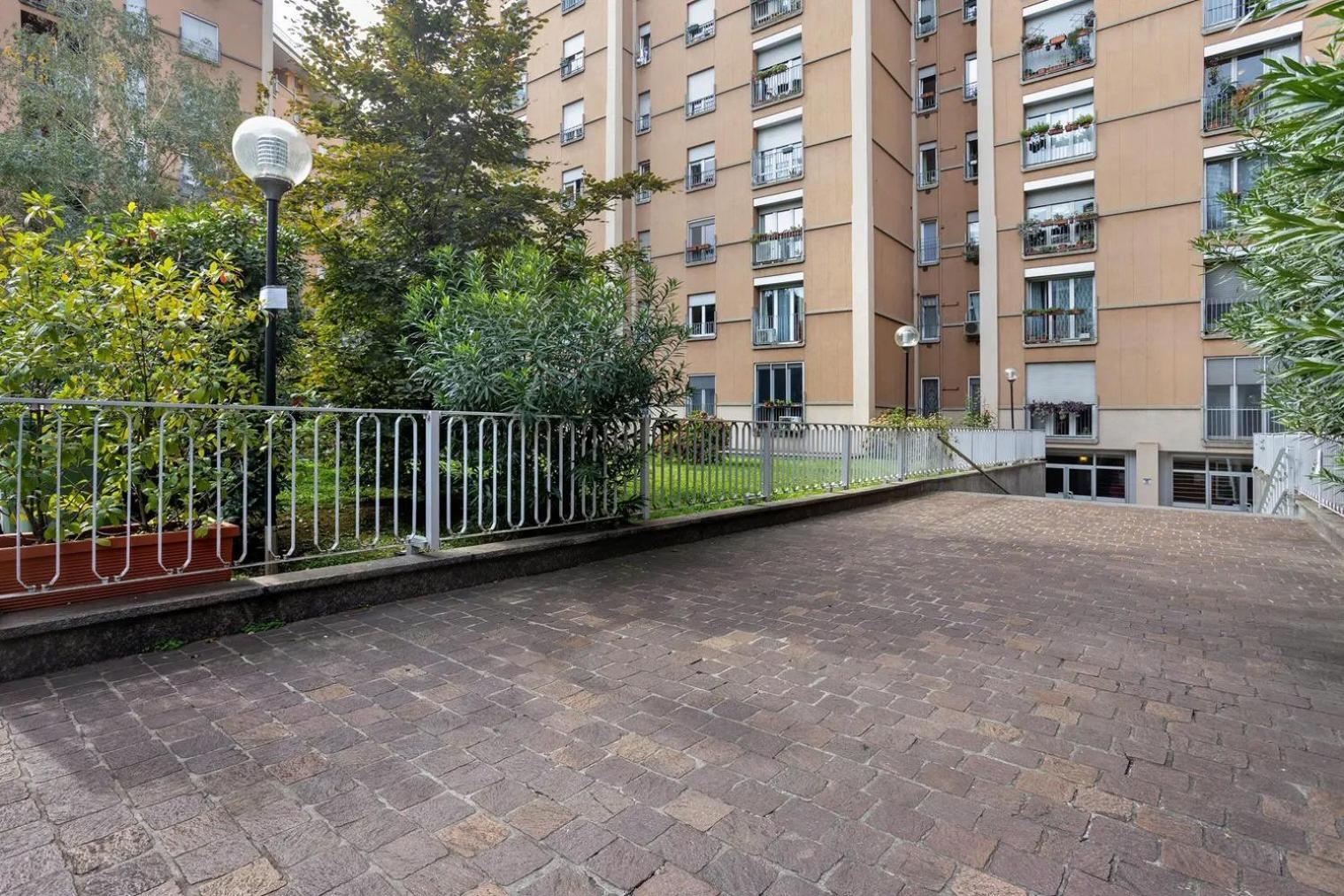 Apartamento Cadolini - Secured Parking! - Duomo In 20 Min - Quiteness And Garden *